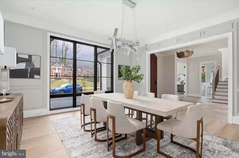Dining - 7008 Arbor Ln, Mclean, VA 22101 photo 3 of 9