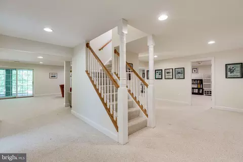 Entry Way - 7802 Creekside View Ln, Springfield, VA 22153 photo 15 of 15