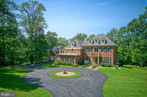 10300 Hampton Rd, Fairfax Station, VA 22039