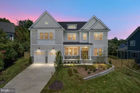 6610 Quinten St, Falls Church, VA 22043