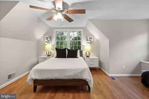 5304 Kings Park Dr, Springfield, VA 22151 photo 29