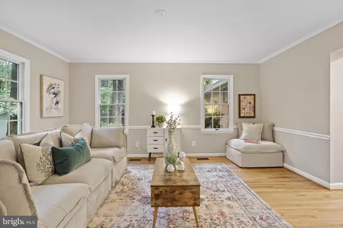 5304 Kings Park Dr, Springfield, VA 22151 photo 21