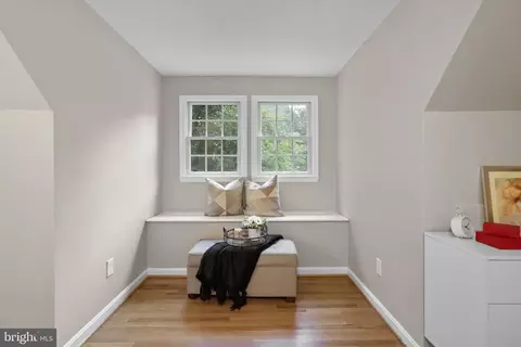 5304 Kings Park Dr, Springfield, VA 22151 photo 33