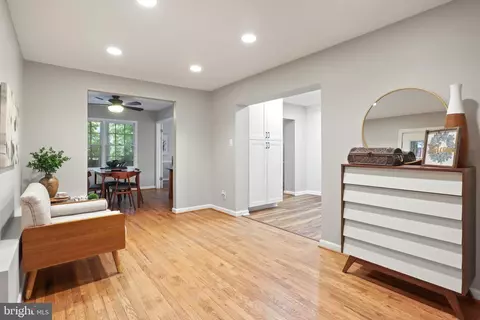 5304 Kings Park Dr, Springfield, VA 22151 photo 19