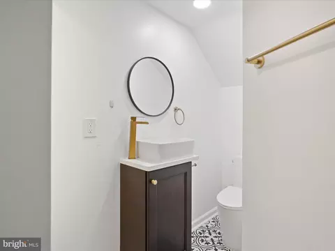 8379 Uxbridge Ct, Springfield, VA 22151 photo 28