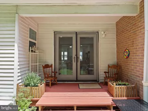 8379 Uxbridge Ct, Springfield, VA 22151 photo 32