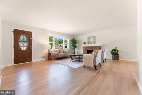 5518 Moultrie Rd, Springfield, VA 22151 photo 10