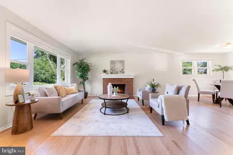 5518 Moultrie Rd, Springfield, VA 22151 photo 2