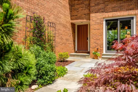 Other - 11064 Thrush Ridge Rd, Reston, VA 20191 photo 1 of 17