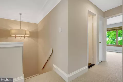 Entry Way - 11064 Thrush Ridge Rd, Reston, VA 20191 photo 3 of 3