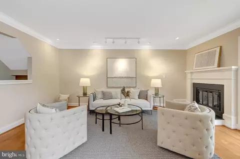Living - 11064 Thrush Ridge Rd, Reston, VA 20191 photo 1 of 4