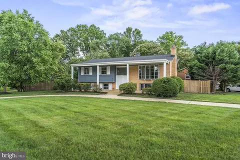 1121 Collingwood Rd, Alexandria, VA 22308
