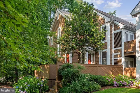 1418 Church Hill Pl #1418, Reston, VA 20194