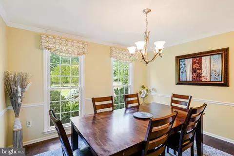 2707 E Ridge Ct, Oakton, VA 22124 photo 5