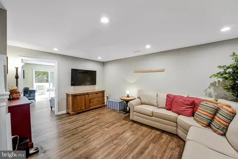 2707 E Ridge Ct, Oakton, VA 22124 photo 34