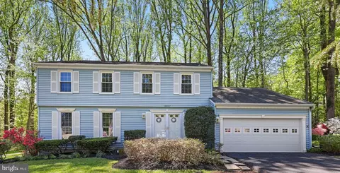 10827 Burr Oak Way, Burke, VA 22015