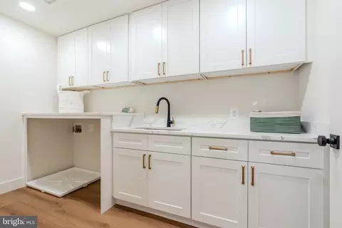 5303 Rolling Rd, Springfield, VA 22151 photo 27