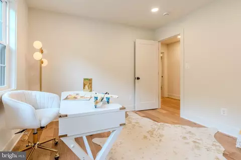 5303 Rolling Rd, Springfield, VA 22151 photo 22