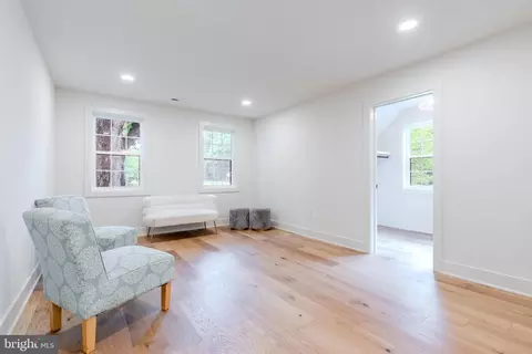 5303 Rolling Rd, Springfield, VA 22151 photo 28