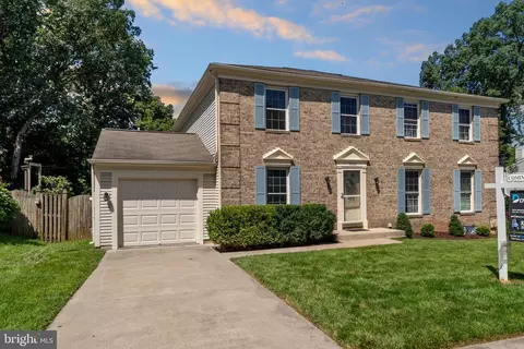 5962 Powells Landing Rd, Burke, VA 22015