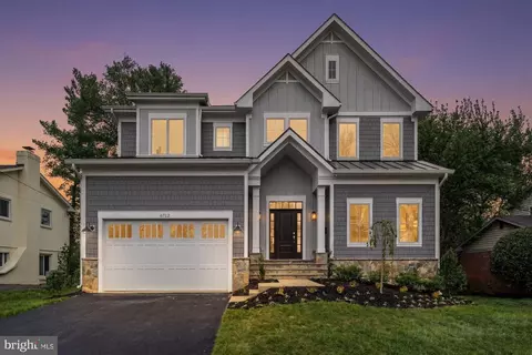 6712 Moly Dr, Falls Church, VA 22046