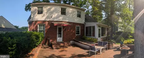 Exterior - 1903 Kirby Rd, Mclean, VA 22101 photo 8 of 10