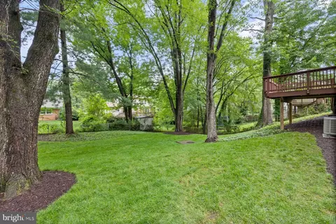 6712 Huntsman Blvd, Springfield, VA 22152 photo 4