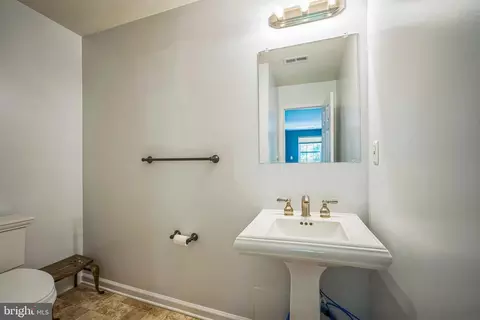 6600 Ridgeway Dr, Springfield, VA 22150 photo 24