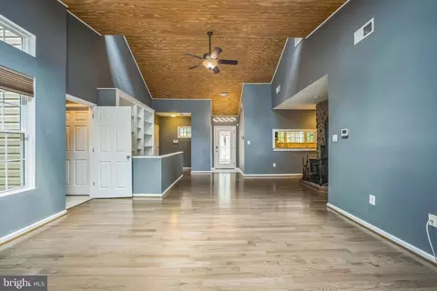 6600 Ridgeway Dr, Springfield, VA 22150 photo 5