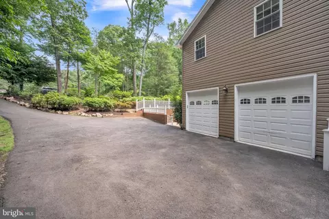 6600 Ridgeway Dr, Springfield, VA 22150 photo 27