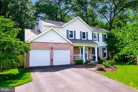 12513 Dardanelle Ct, Herndon, VA 20170