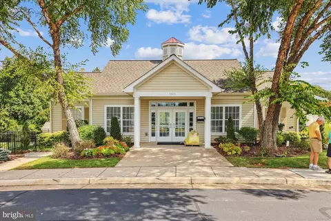6362 Levtov Lndg, Alexandria, VA 22312