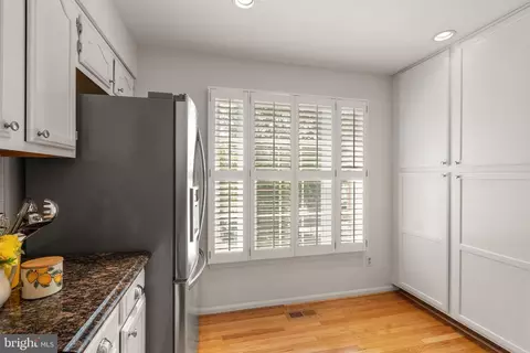 6498 Milva Ln, Springfield, VA 22150 photo 8