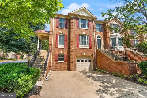 6498 Milva Ln, Springfield, VA 22150