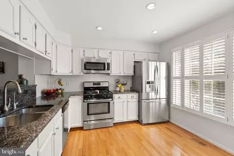 6498 Milva Ln, Springfield, VA 22150 photo 7