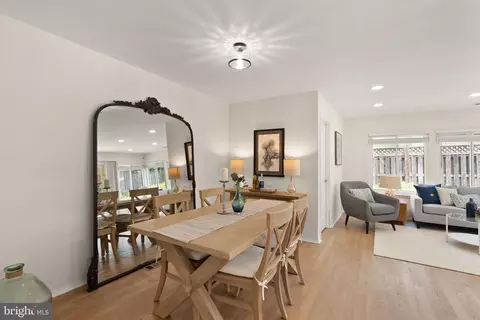 7909 Mulberry Bottom Ct, Springfield, VA 22153 photo 13
