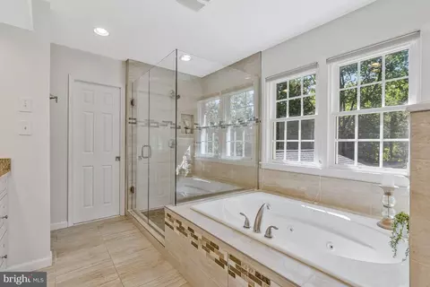 Bath - 8205 Dunsinane Ct, Mclean, VA 22102 photo 1 of 7