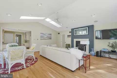 Other - 8205 Dunsinane Ct, Mclean, VA 22102 photo 13 of 49