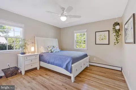 Bedroom - 8205 Dunsinane Ct, Mclean, VA 22102 photo 2 of 7