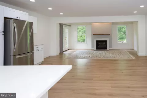 5307 Juxon Pl, Springfield, VA 22151 photo 5