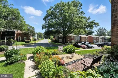 6848 Brian Michael Ct, Springfield, VA 22153 photo 6