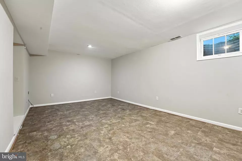  6848 Brian Michael Ct, Springfield, VA 22153 photo 31