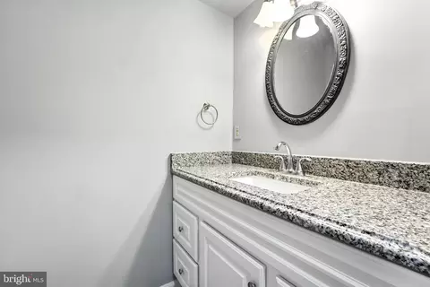 6848 Brian Michael Ct, Springfield, VA 22153 photo 15