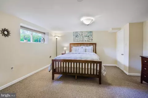5215 Juliet St, Springfield, VA 22151 photo 16
