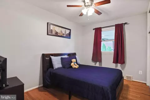 5215 Juliet St, Springfield, VA 22151 photo 12
