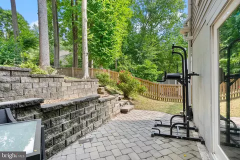 7737 Middle Valley Dr, Springfield, VA 22153 photo 35