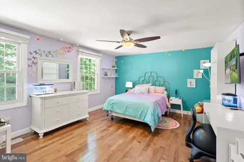 7737 Middle Valley Dr, Springfield, VA 22153 photo 23