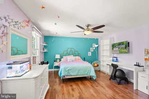 7737 Middle Valley Dr, Springfield, VA 22153 photo 24