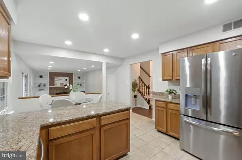 Kitchen - 7359 Silver Pine Dr, Springfield, VA 22153 photo 6 of 6