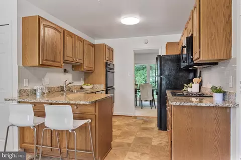 8105 Greeley Blvd, Springfield, VA 22152 photo 11